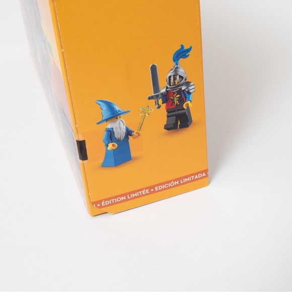 NIB Lego 40601 Majisto’s Magical Workshop GWP - Picture 6 of 6